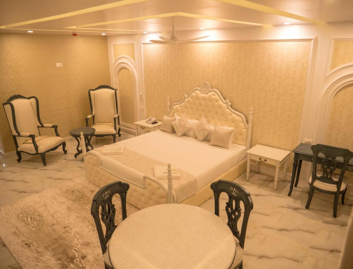 Hotel Blue Waves Jangli Ghat Exterior photo